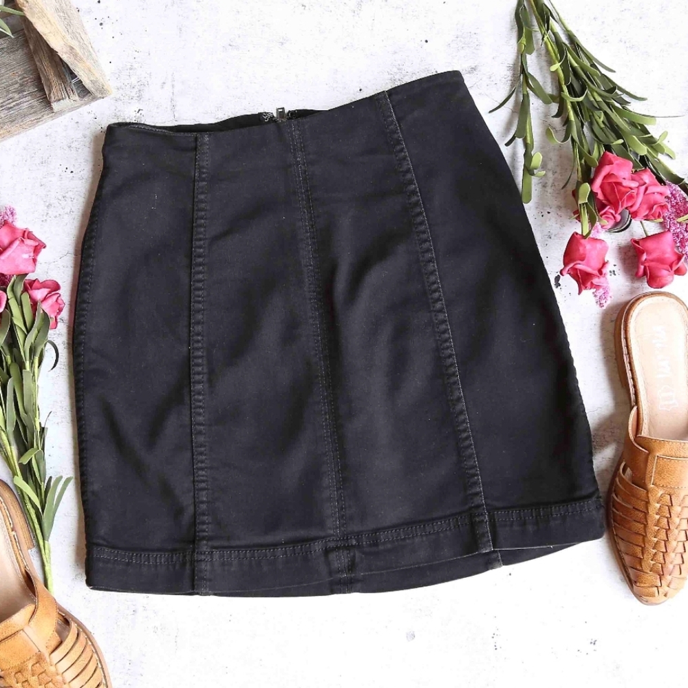 Free People Classic Black Denim Mini Skirt Size 4